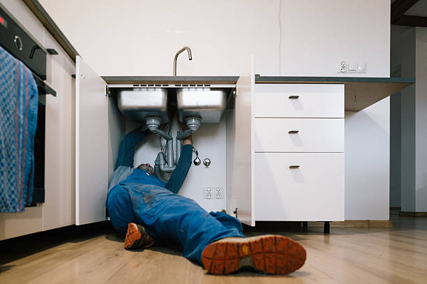 Professional Leak Detection technician working in Centerville, MN
